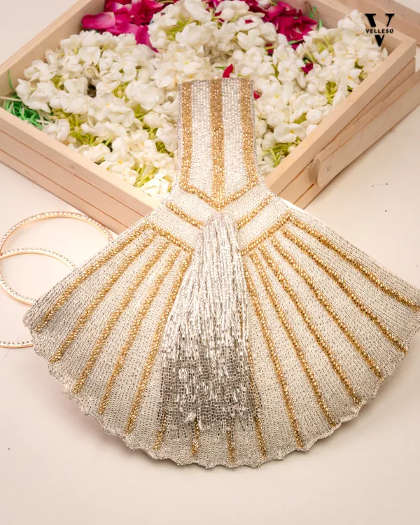 Sierra_Fan-Tail_Beaded_Bag
